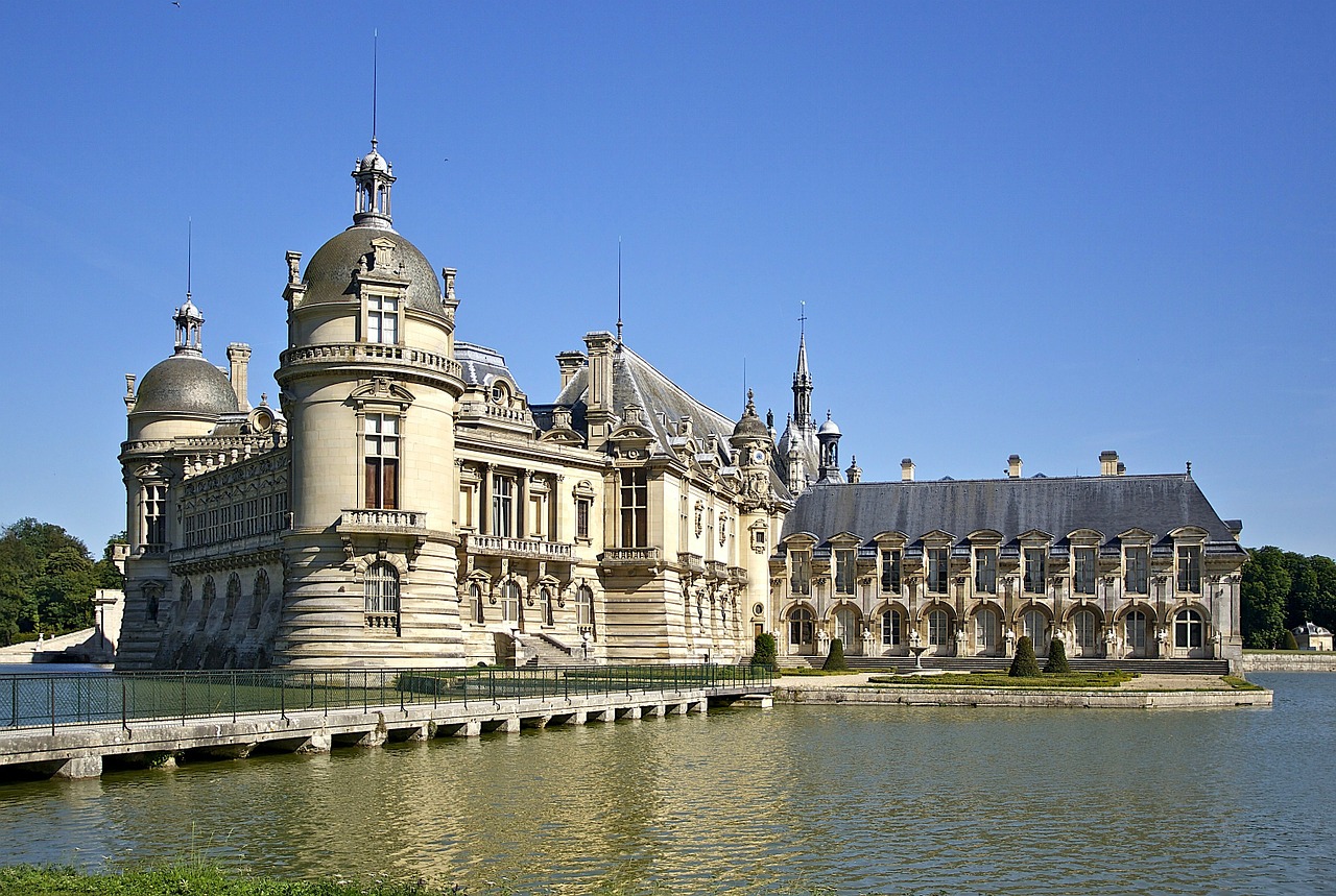 Pilis Chantilly, France, Pilis, Pastatai, Architektūra, Orientyras, Istorinis, Ežeras, Tvenkinys, Apmąstymai