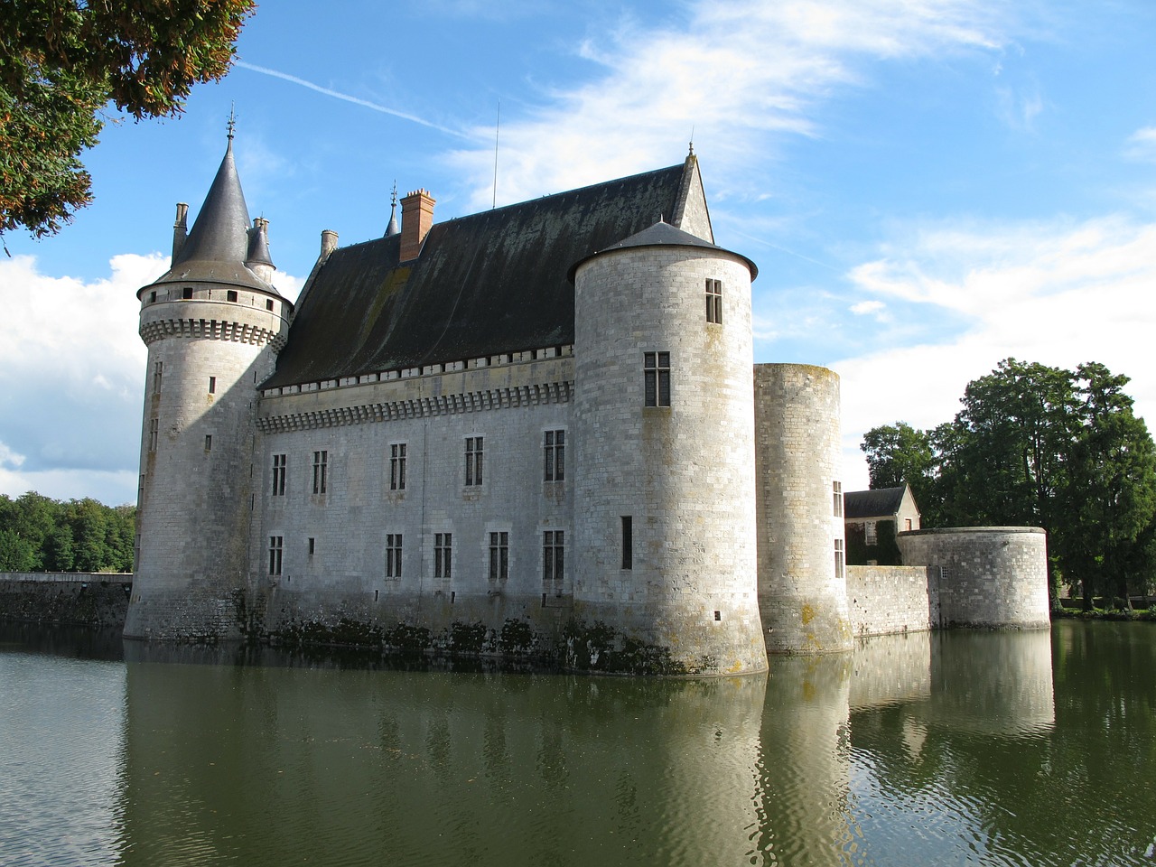 Château De Sully Sur Loire, Bažnyčios Slėnyje, Moatiška Pilis, Pilis Prancūzijoje, Lankytinos Vietos, Romantika, Architektūra, France, Nemokamos Nuotraukos,  Nemokama Licenzija