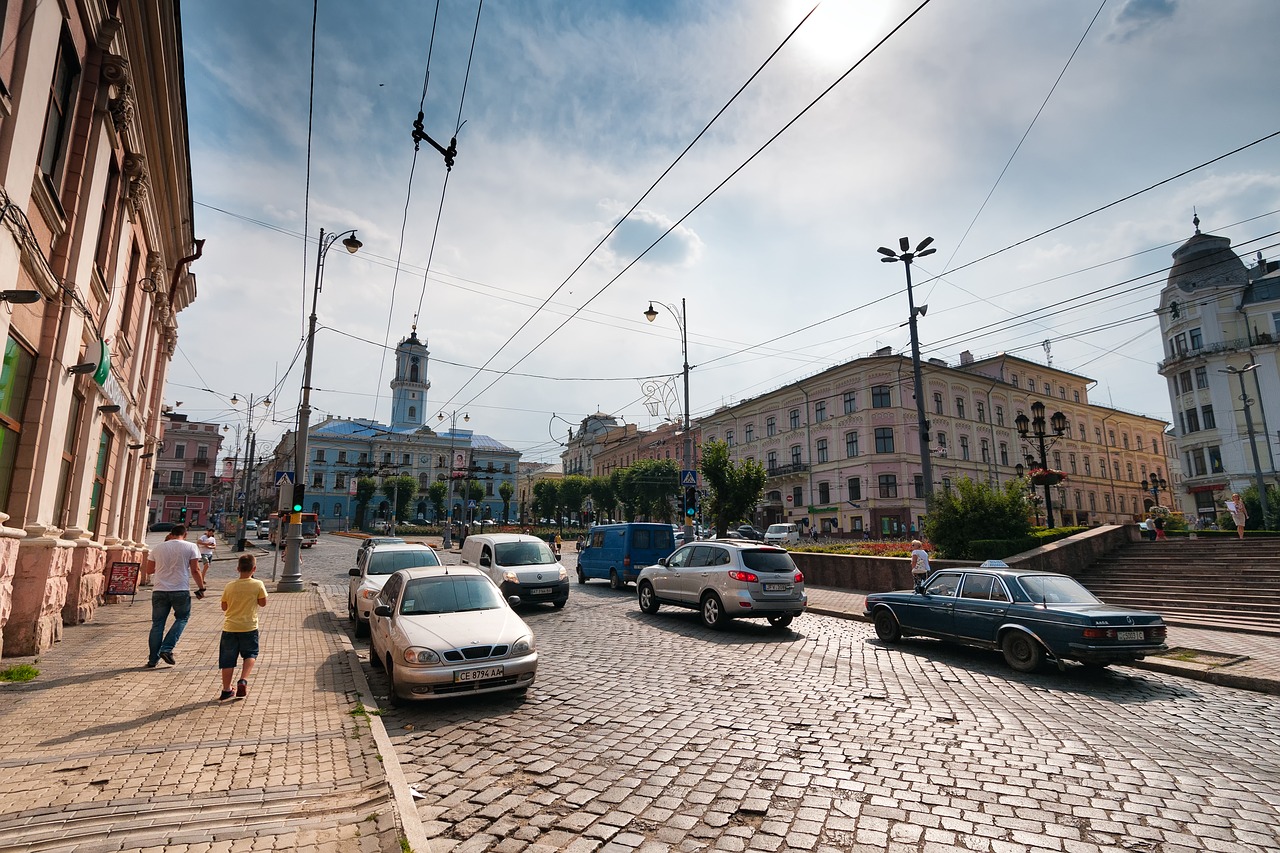 Chernivtsi, Miestas, Ukraina, Europa, Istoriškai, Centro, Kelias, Vasara, Kuk, Nemokamos Nuotraukos