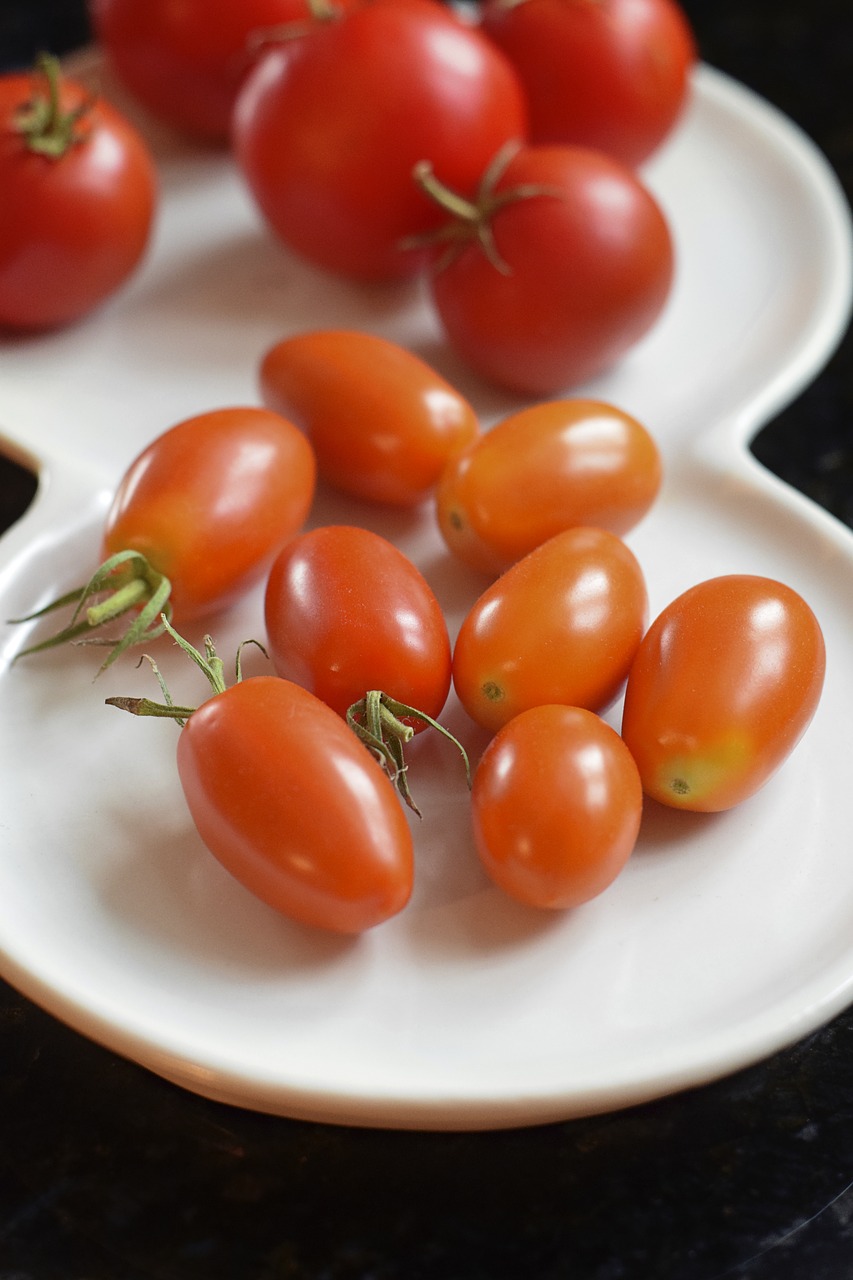 Vyšniniai Pomidorai, Pomidorai, Sodas, Šviežias, Šviežia Paimta, Vynmedis, Ekologiškas, Maistas, Pomidoras, Sveikas