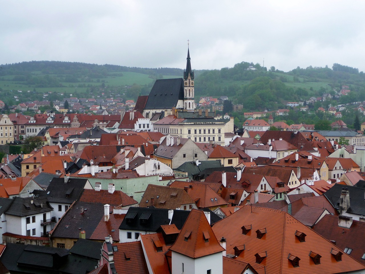 Cesky Krumlov, Miestas, Architektūra, Ant Stogo, Žiūrėti Žemyn, Vaizdas, Miestas, Miesto, Pastatai, Nemokamos Nuotraukos