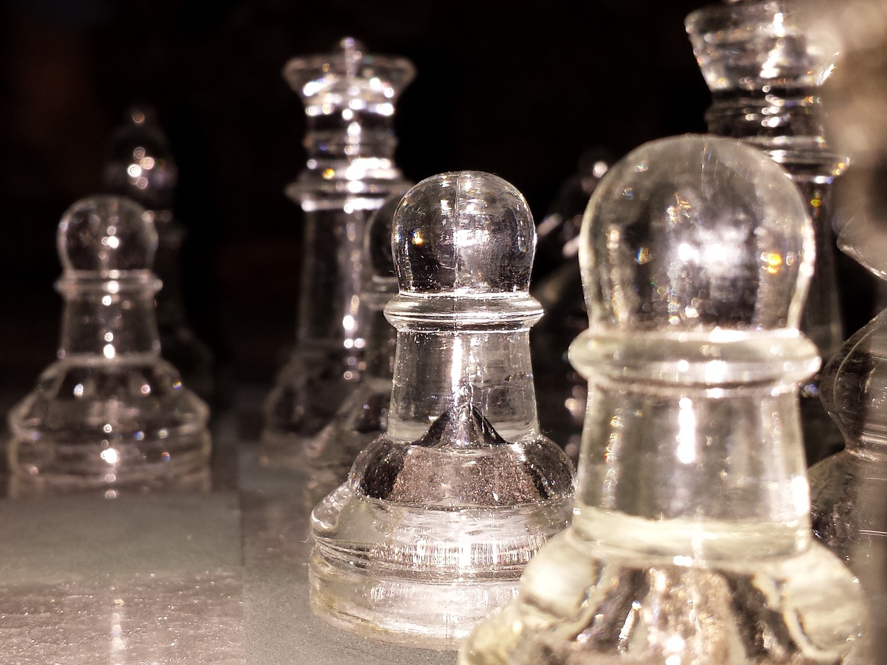 Šachmatai, Stiklas, Žaidimas, Žaisti, Strateginis, Šachmatų Lenta, Nemokamos Nuotraukos,  Nemokama Licenzija