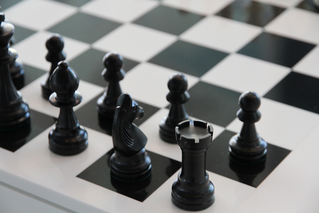 Šachmatai, Šachmatų Lenta, Juoda, Žaisti, Balta, Bokštas, Juoda Ir Balta, Nemokamos Nuotraukos,  Nemokama Licenzija