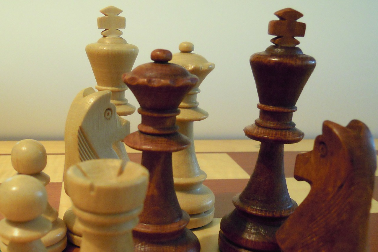 Šachmatai, Šachmatų Figūros, Karalius, Lady, Šachmatų Lenta, Strateginis Žaidimas, Strategija, Žaisti, Nemokamos Nuotraukos,  Nemokama Licenzija