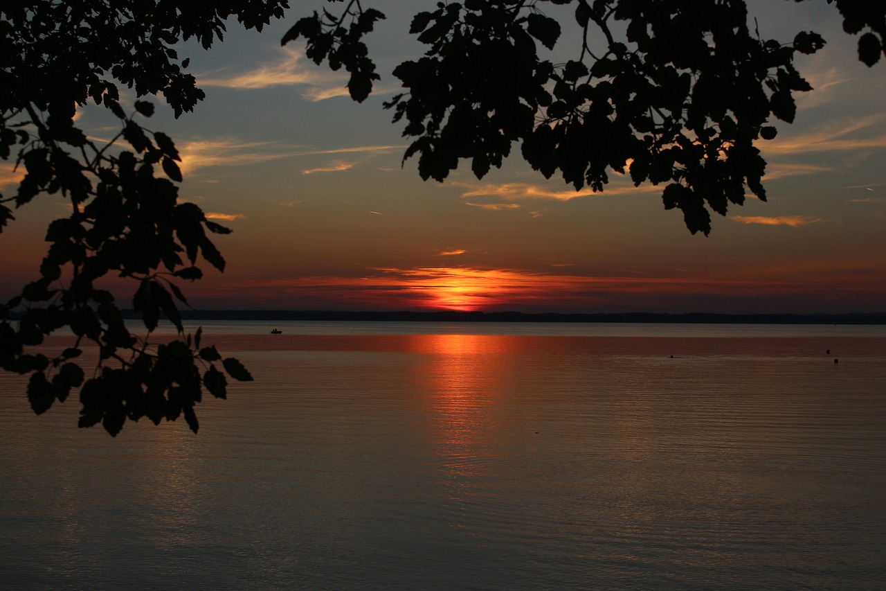 Chiemsee, Ežeras, Bavarija, Kraštovaizdis, Saulėlydis, Idilija, Vanduo, Veidrodis, Bankas, Horizontas