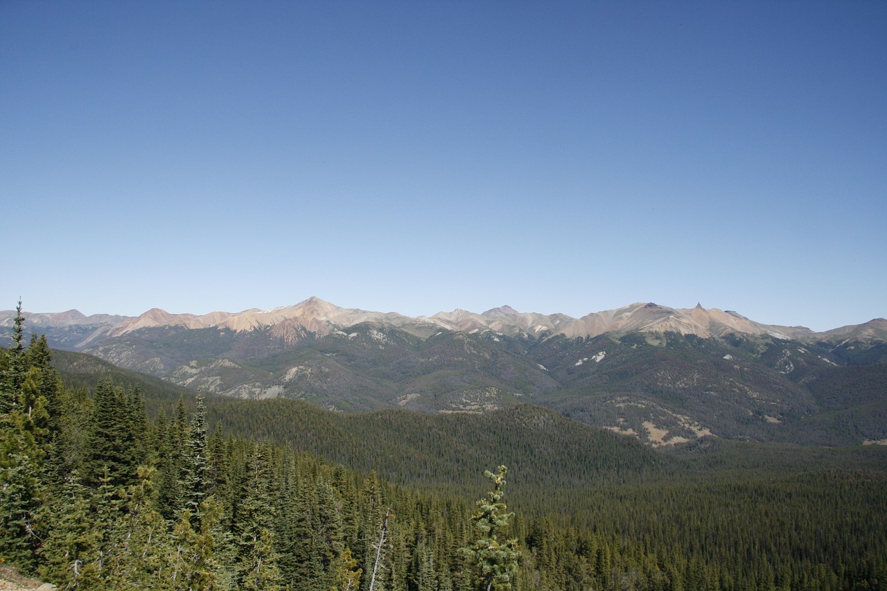 Chilcotino Kalnai, Kanada, Tolimas Vaizdas, Mėlynas Dangus, Kalnai, Nemokamos Nuotraukos,  Nemokama Licenzija