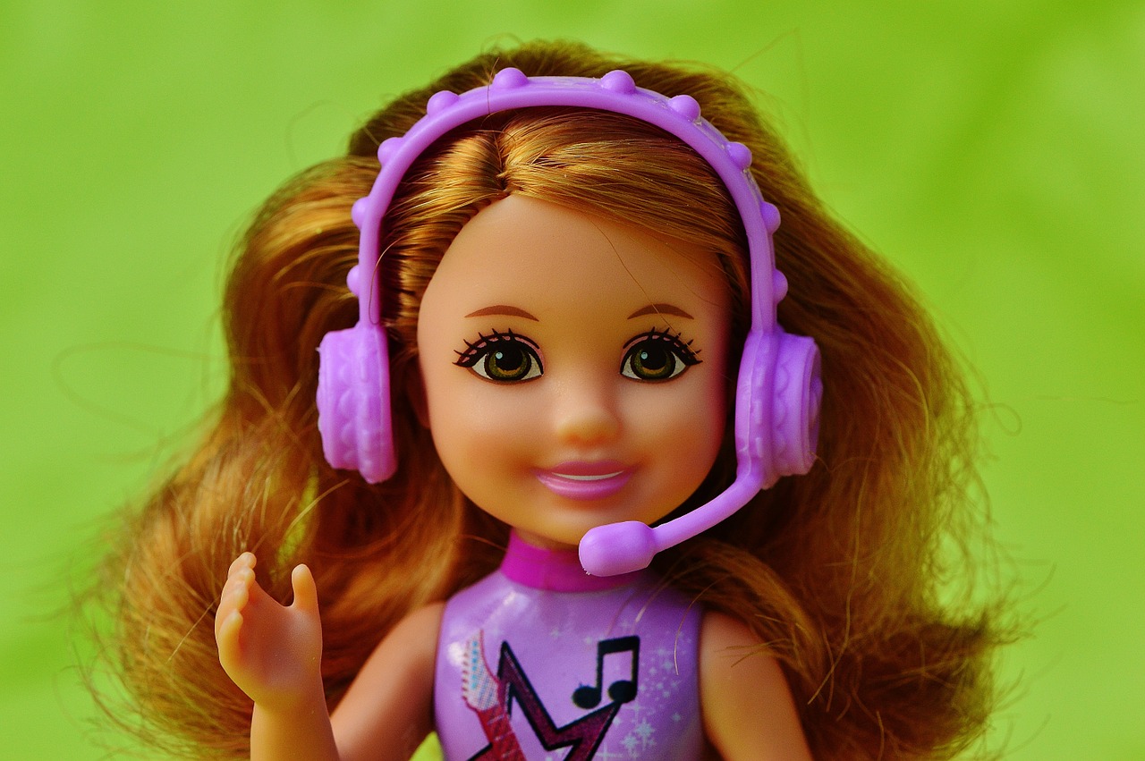Vaikas, Muzika, Barbie, Dainuoti, Ausinės, Mikrofonas, Mergaitė, Žaislai, Žaisti, Blondinė