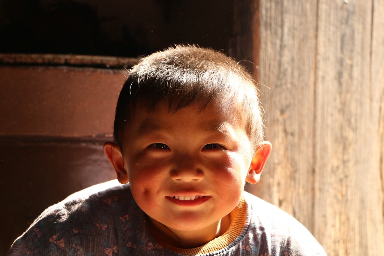 Vaikas, Kinų Kaimas, Laimingas, Saulės Šviesa, Nemokamos Nuotraukos,  Nemokama Licenzija