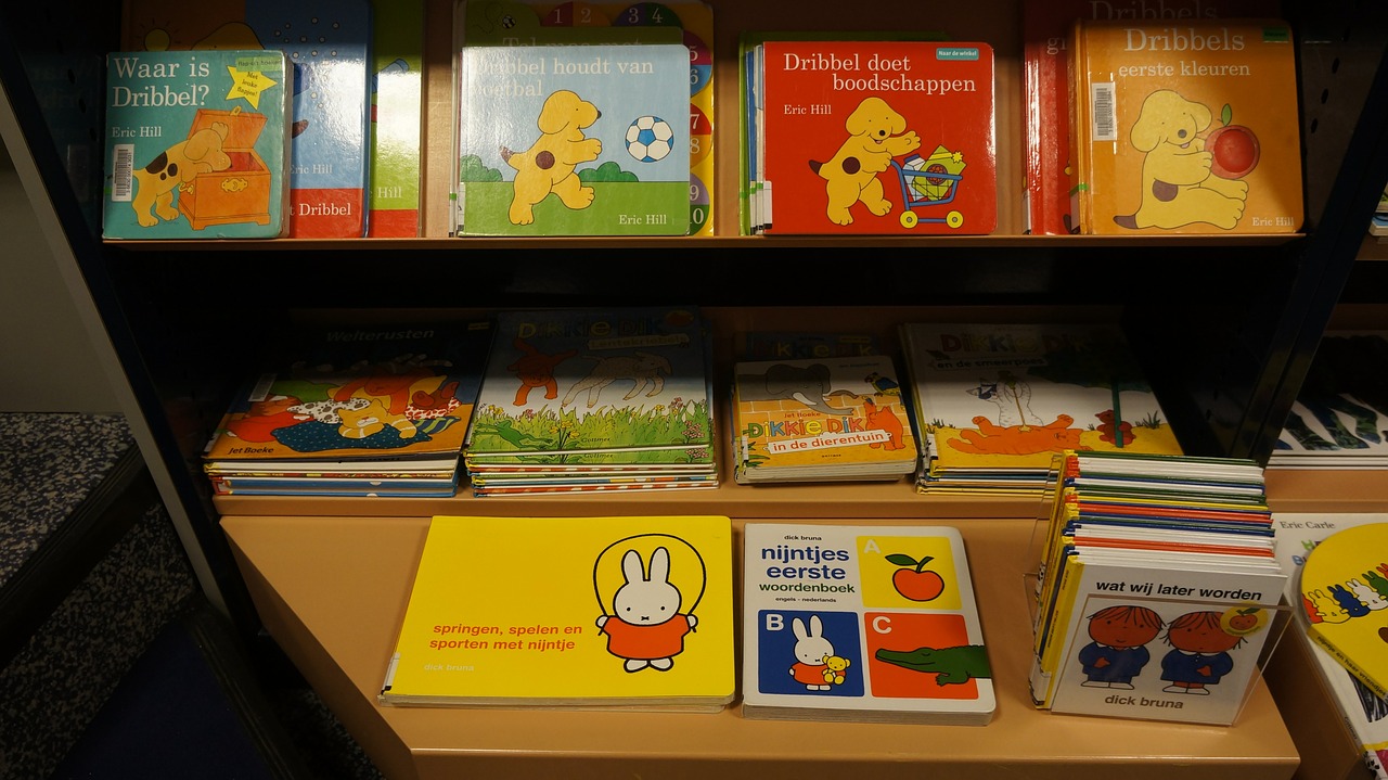 Vaikų Knygos, Knygos, Biblioteka, Skaitymas, Lentyna, Nemokamos Nuotraukos,  Nemokama Licenzija