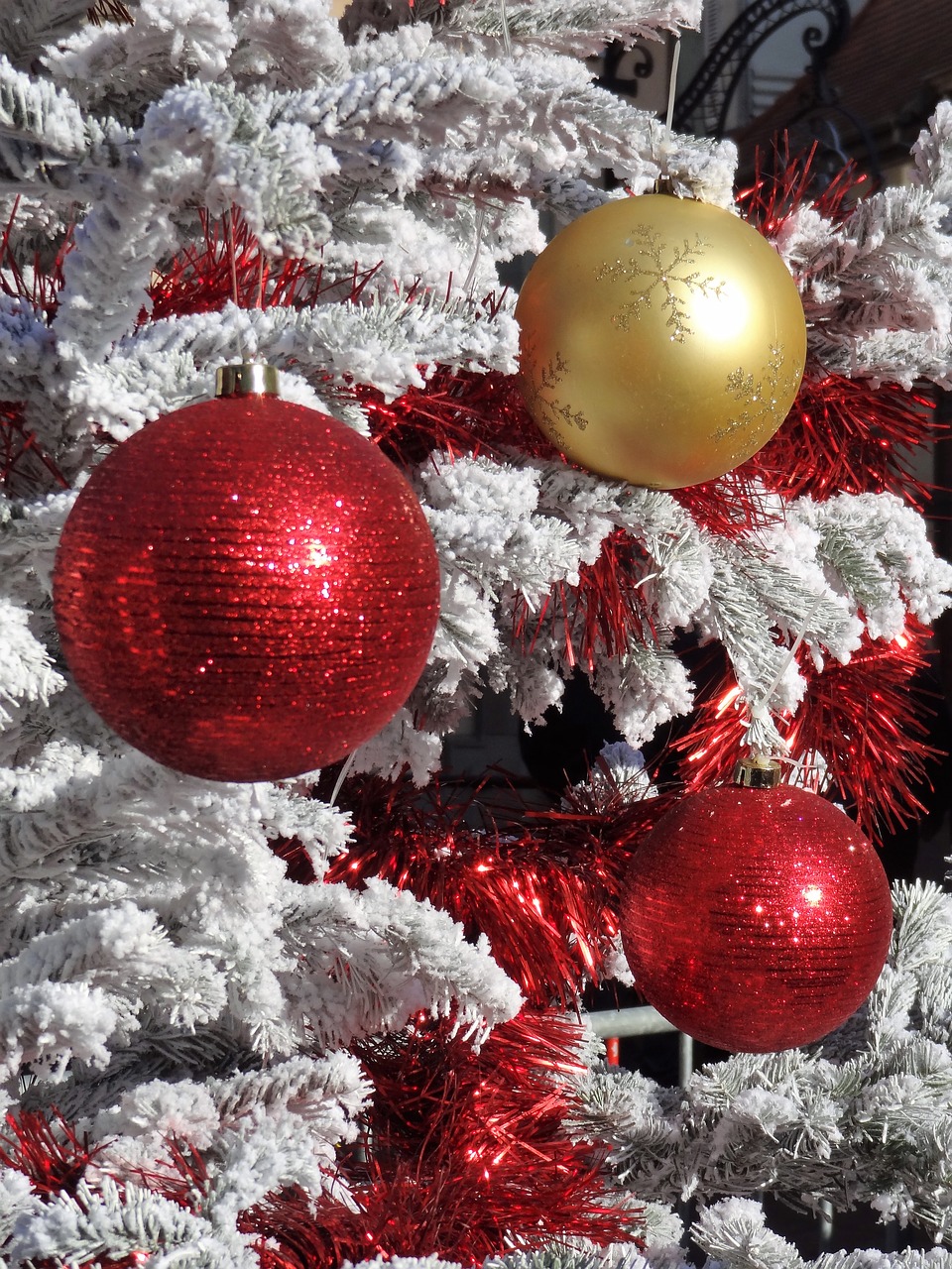 Kalėdos, Kalėdiniai Kamuoliai, Raudonas Rutulys, Kalėdinis Ornamentas, Adventas, Apdaila, Kūčios, Nemokamos Nuotraukos,  Nemokama Licenzija