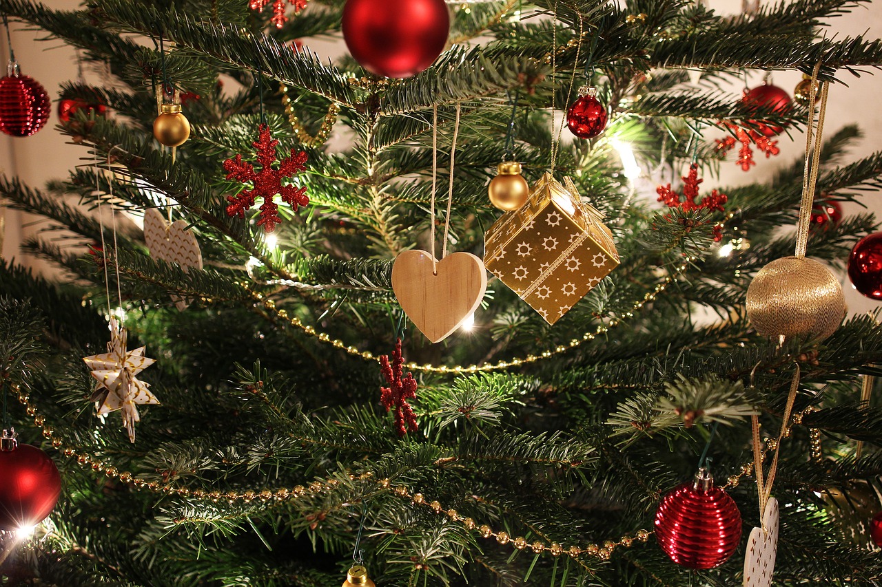 Kalėdos, Medžio Dekoracijos, Kalėdinis Ornamentas, Kalėdų Papuošalai, Weihnachtsbaumschmuck, Kalėdų Eglutė, Kalėdiniai Kamuoliai, Rutulys, Auksinis, Raudona