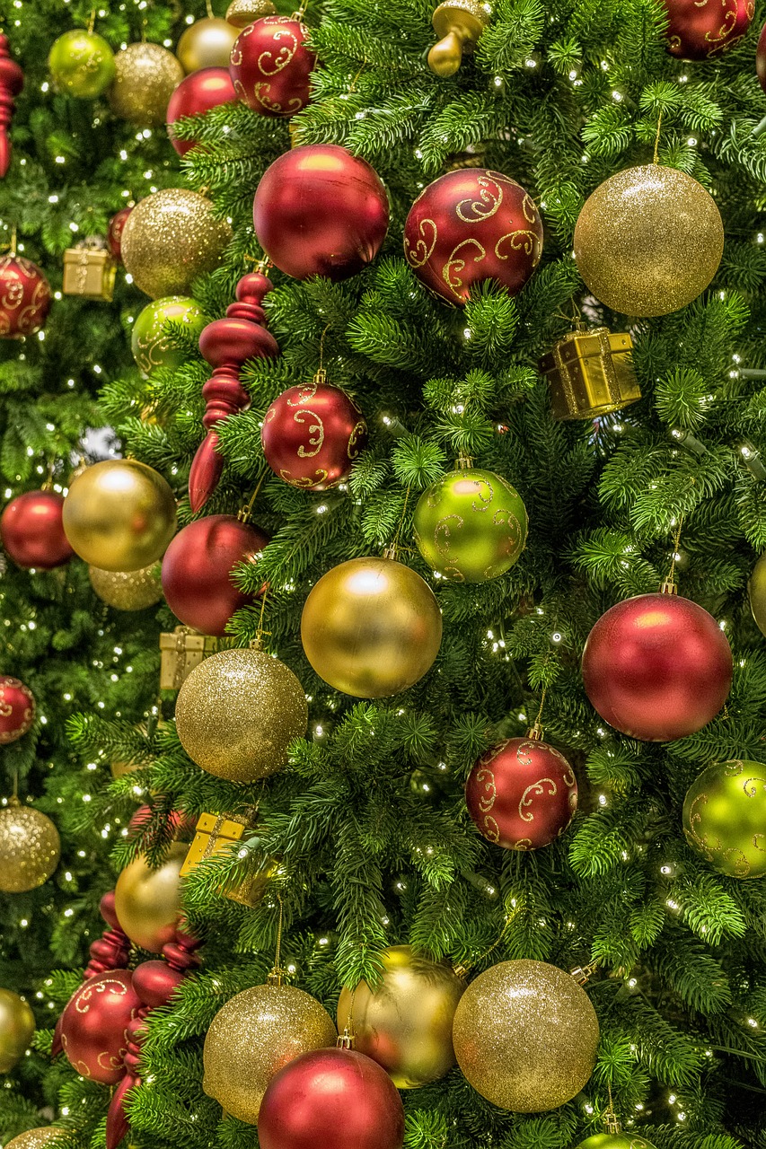 Kalėdos, Medis, Ornamentas, Deko, Šviesa, Apdaila, Gražus, Kalėdų Eglutė, Rutuliai, Christbaumkugeln