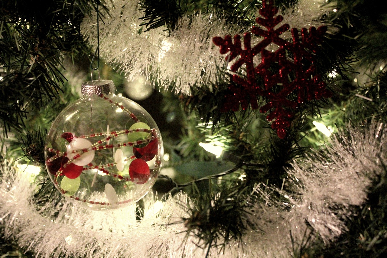 Kalėdos, Medis, Ornamentas, Kalėdų Eglutė, Šventė, Apdaila, Žiema, Šventė, Pušis, Nemokamos Nuotraukos