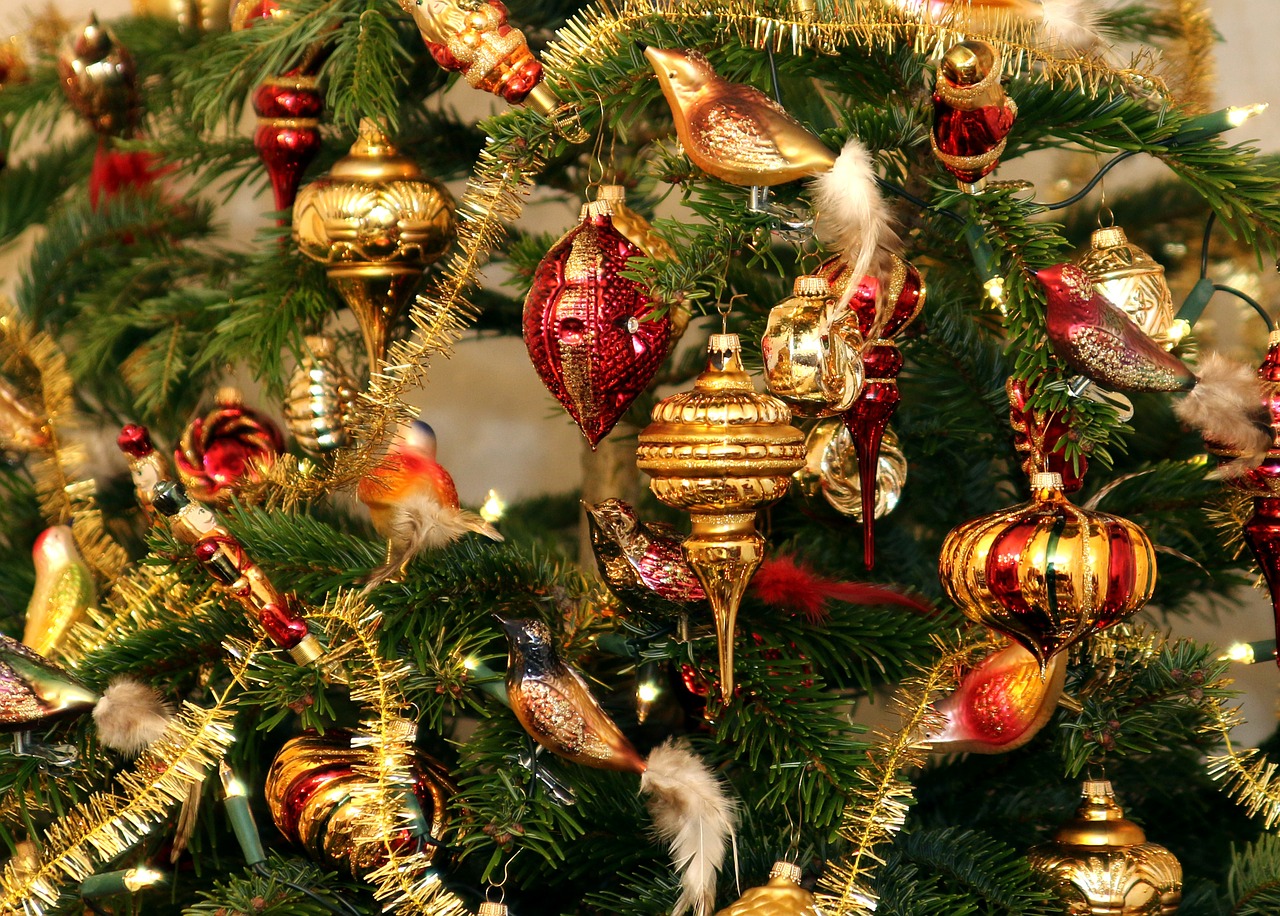 Kalėdų Eglutė, Kalėdos, Papuošalai, Apdaila, Eglė, Medis, Weihnachtsbaumschmuck, Kalėdinis Ornamentas, Kalėdų Papuošalai, Glaskugeln