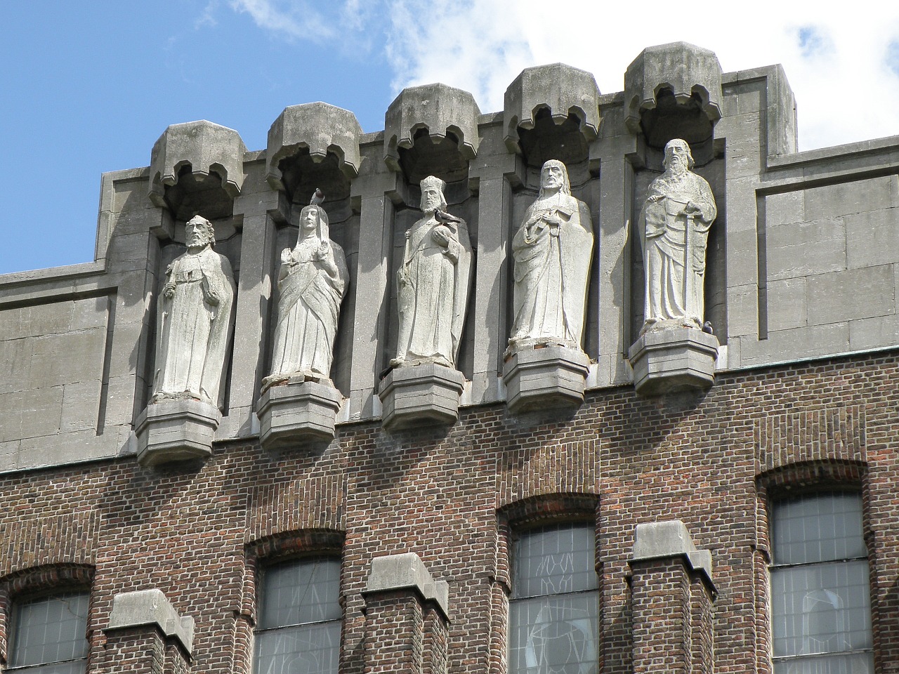 Christus Koningkerk, Antwerpen, Belgija, Bažnyčia, Išsamiai, Statulos, Eksterjeras, Architektūra, Religinis, Pastatas