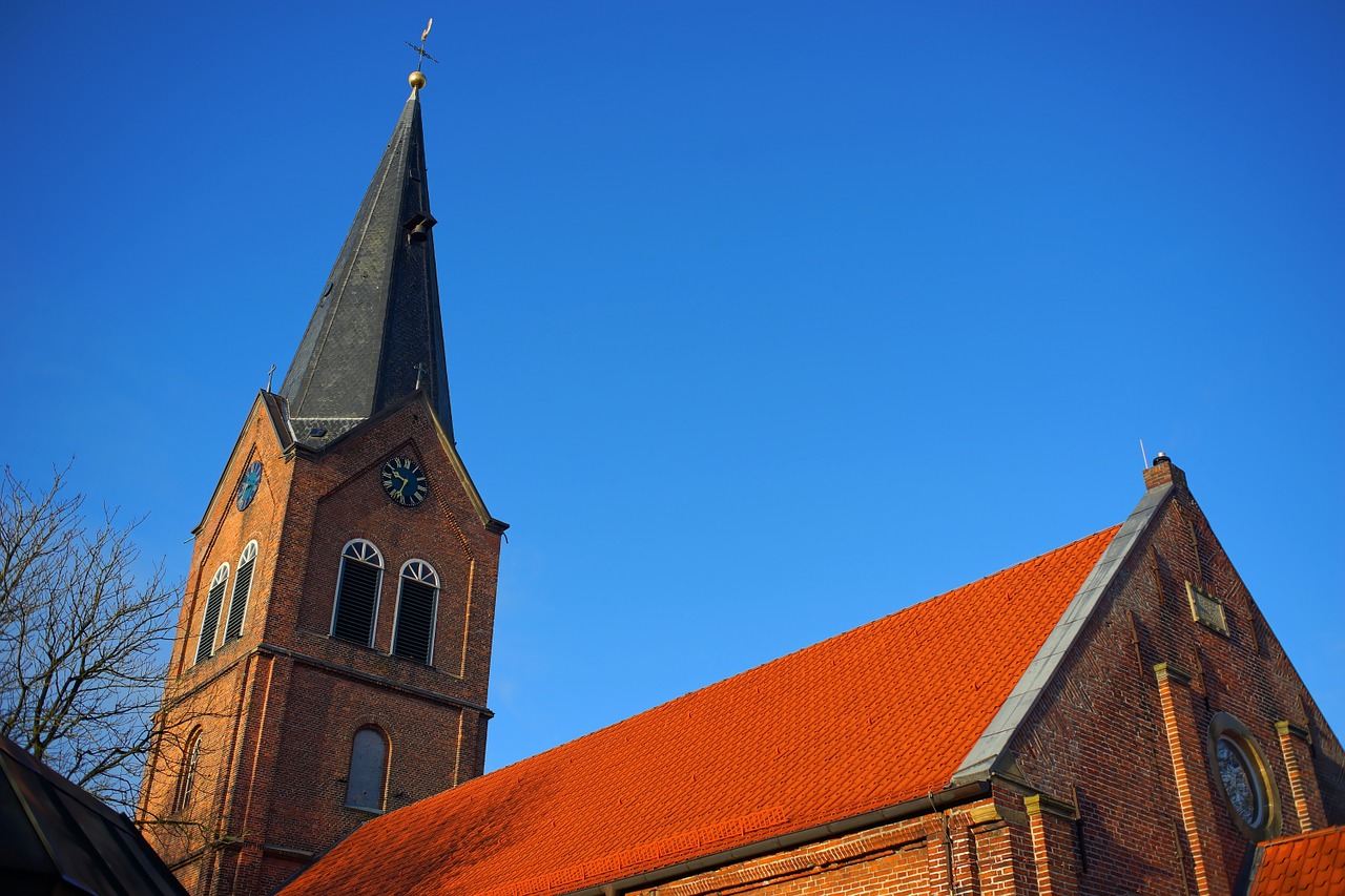 Bažnyčia, Bokštas, Laikrodis, Laikrodzio Bokstas, Pastatas, Vokietija, Architektūra, Dangus, Plytelės, Religija