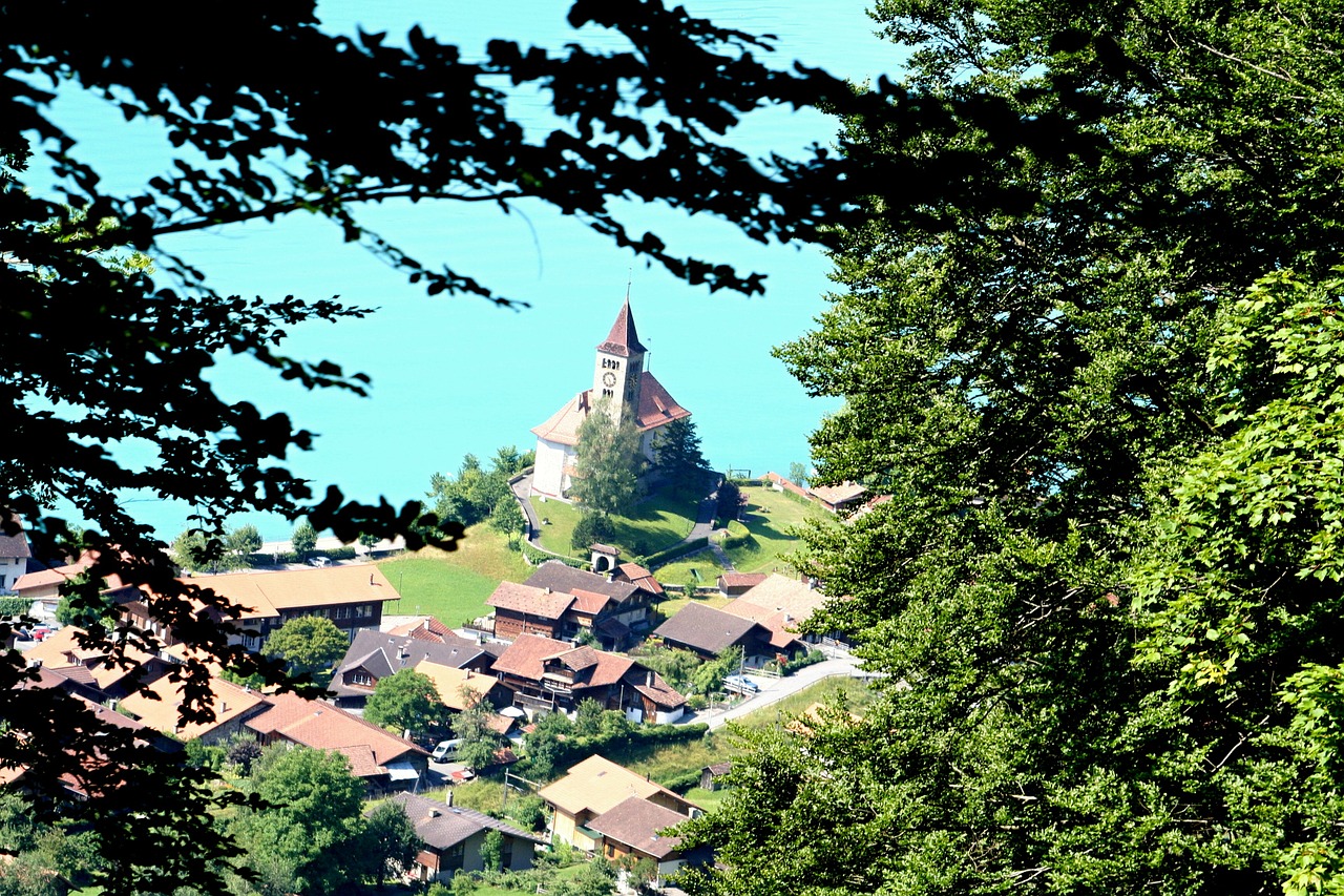 Bažnyčia, Pastatas, Kraštovaizdis, Kaimas, Brienz, Brienz Ežeras, Migla, Šveicarija, Kalnai, Alpių