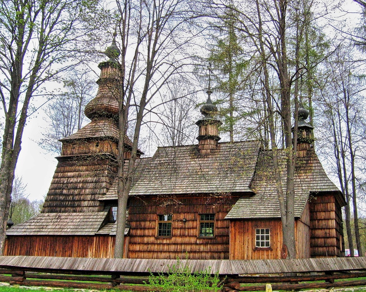 Bažnyčia, Medinė Bažnyčia, Ortodoksų Bažnyčia, Medinė Architektūra, Paminklas, Pastatas, Religija, Ropica, Beskidai, Beskid Niski