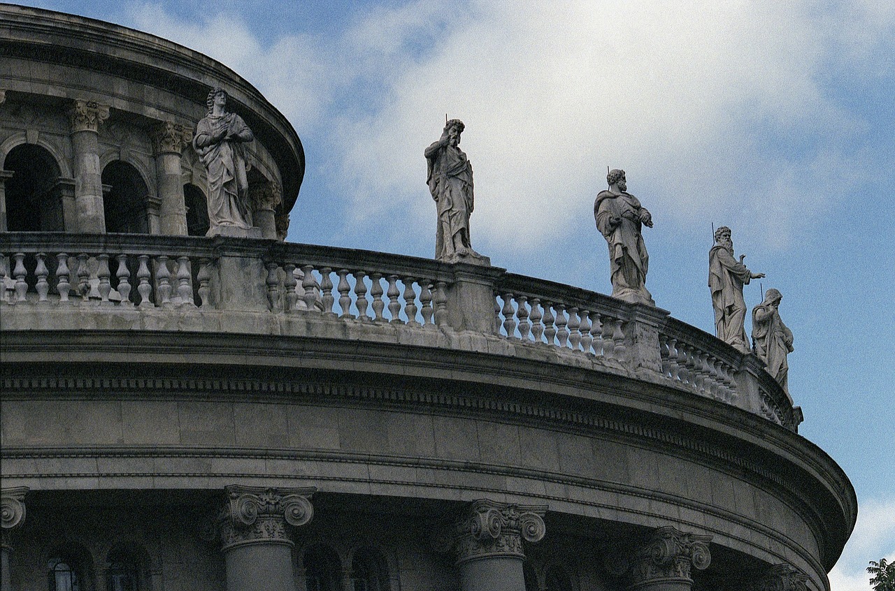 Bažnyčia, Statulos, Šventųjų, Budapest, Architektūra, Orientyras, Skulptūra, Paminklas, Europa, Kelionė