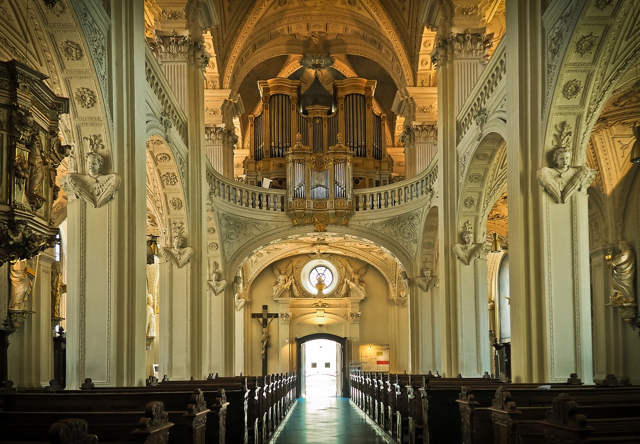 Bažnyčia, Architektūra, Skydas, Pastatas, Barokas, Interjeras, Laivas, Stulpelis, Krikščionybė, Nave