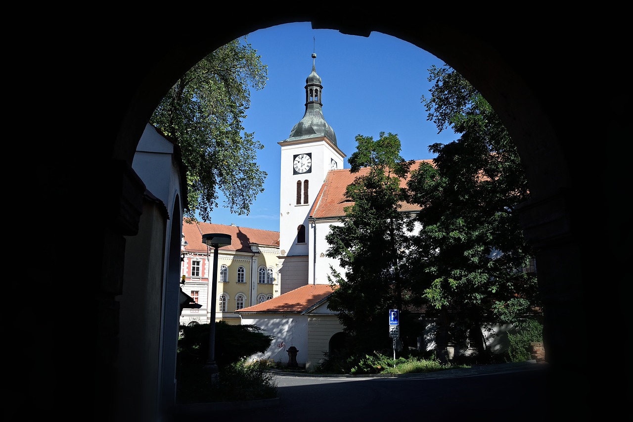 Bažnyčia, Dievas, Bílina, Metro, Vasara, Kelionė, Kelionė, Fonas, Tapetai, Nemokamos Nuotraukos