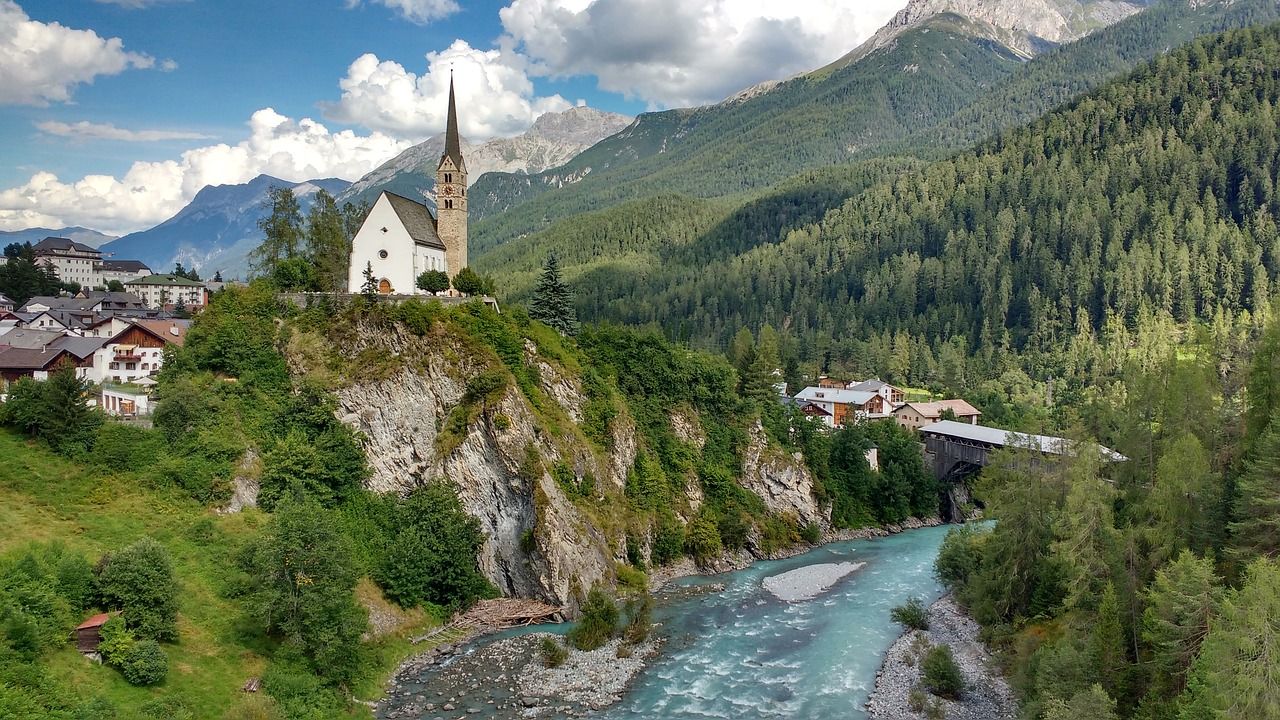 Bažnyčia, Upė, Medžiai, Kalnas, Miškas, Europa, Dangus, Nemokamos Nuotraukos,  Nemokama Licenzija