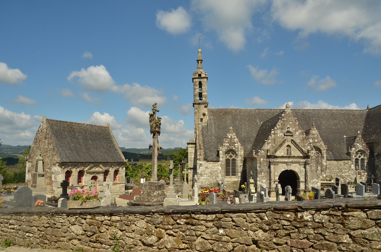 Bažnyčia, Siena, Ossuary, Kapinės, Kaulai, Religija, Tikėjimas, Istorija, Enclosures Paroissial, Lannédern