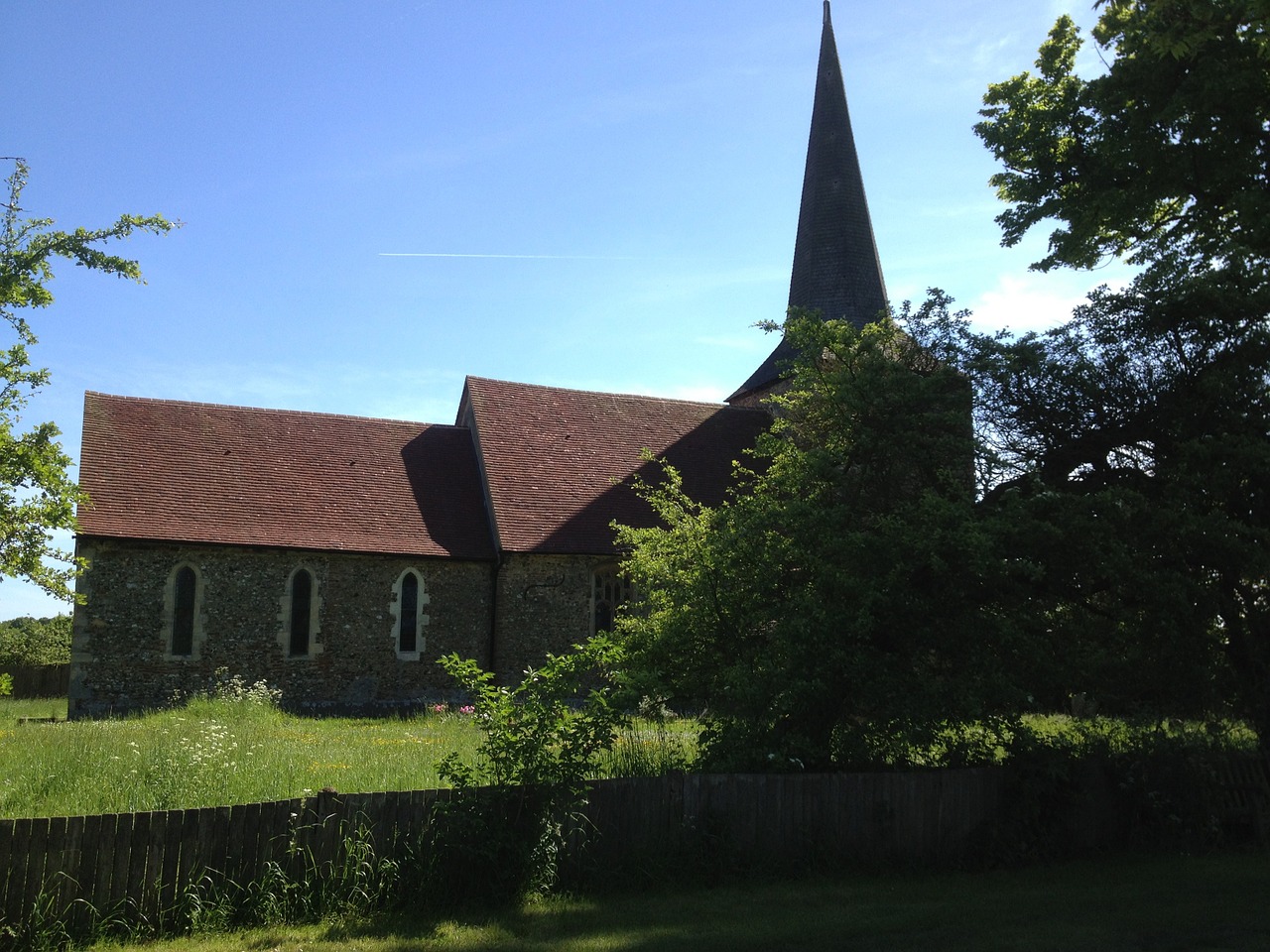 Bažnyčia, Fairstead, Spire, Bokštas, Architektūra, Religija, Tikėjimas, Pastatas, Dangus, Debesys