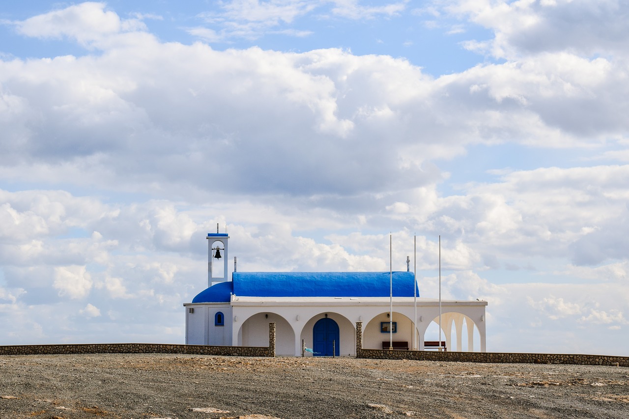 Bažnyčia, Mėlynas, Balta, Viduržemio Jūros, Architektūra, Dangus, Debesys, Peizažas, Religija, Nemokamos Nuotraukos