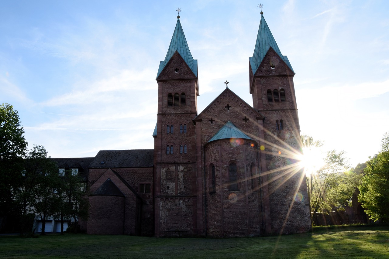 Bažnyčia,  Vienuolyno Bažnyčia,  Smaigalys,  Saulės Šviesa,  Bavarija,  Neustadt Am Main,  Pagrindinis Spessart,  Mainfranken,  Mažesnis Franconia,  Šveicarijos Frankų