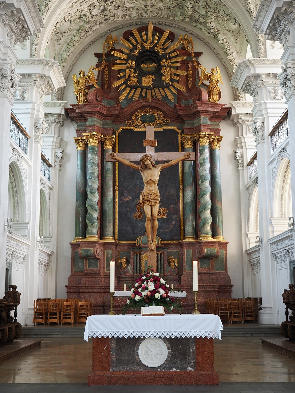 Bažnyčia, Vestuvinis Altar, Altorius, Krikščionis, Kirsti, Nukryžiavimas, Interjeras, Vestuvės, Santuoka, Friedrichshafen