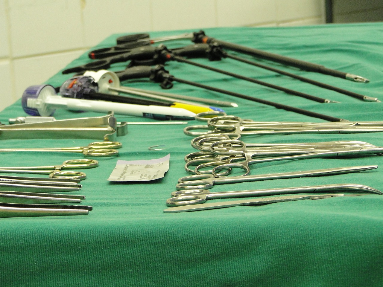 Surgery Instruments, Pincetai, Chirurginiai Spaustukai, Nemokamos Nuotraukos,  Nemokama Licenzija