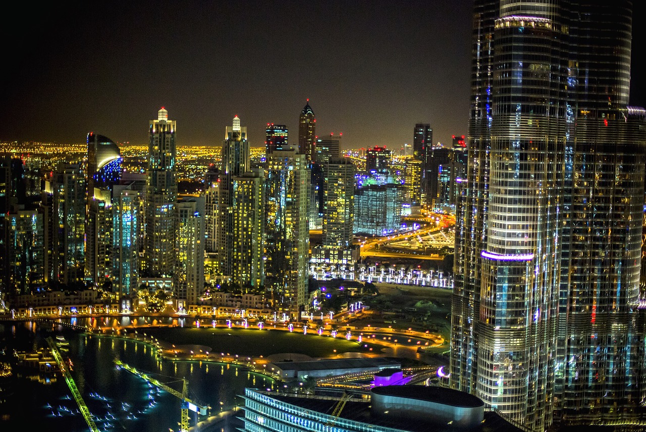 Miestas, Dubai, Naktis, Viešbutis, Architektūra, Miesto Panorama, Kelionė, Arabas, Emiratai, Dangoraižis