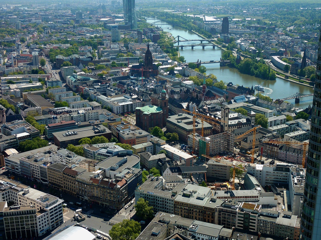 Miestas, Frankfurtas, Imperijos Miestas, Architektūra, Panorama, Dangoraižiai, Dangoraižis, Pastatas, Upė, Pagrindinis