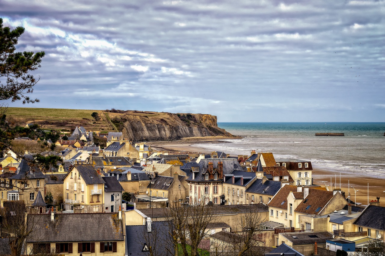 Miestas,  France,  Normandija,  Arromanches-Les-Bains,  Jūra,  Papludimys,  Uolos,  Kranto,  Angliškas Kanalas,  Idilija