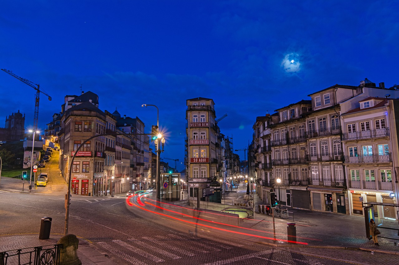 Miestas,  Kelias,  Architektūra,  Kelionė,  Dusk,  Miesto Kraštovaizdis,  Eismas,  Šviesa,  Porto,  Portugal