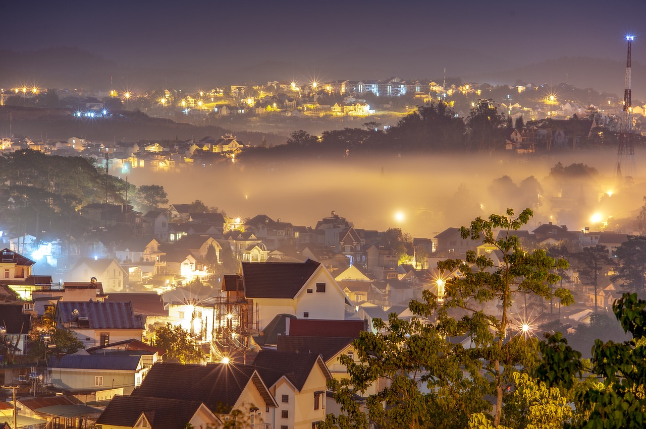 Miestas,  Naktis,  Rūkas,  Naktiniai Žibintai, Nemokamos Nuotraukos,  Nemokama Licenzija