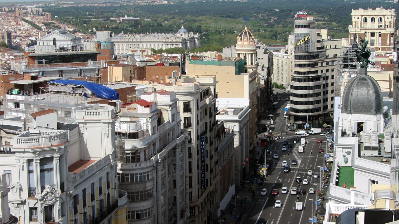 Miestas, Madride, Puikus Būdas, Alėja, Automobiliai, Eismas, Pastatai, Architektūra, Miesto, Miesto Centras