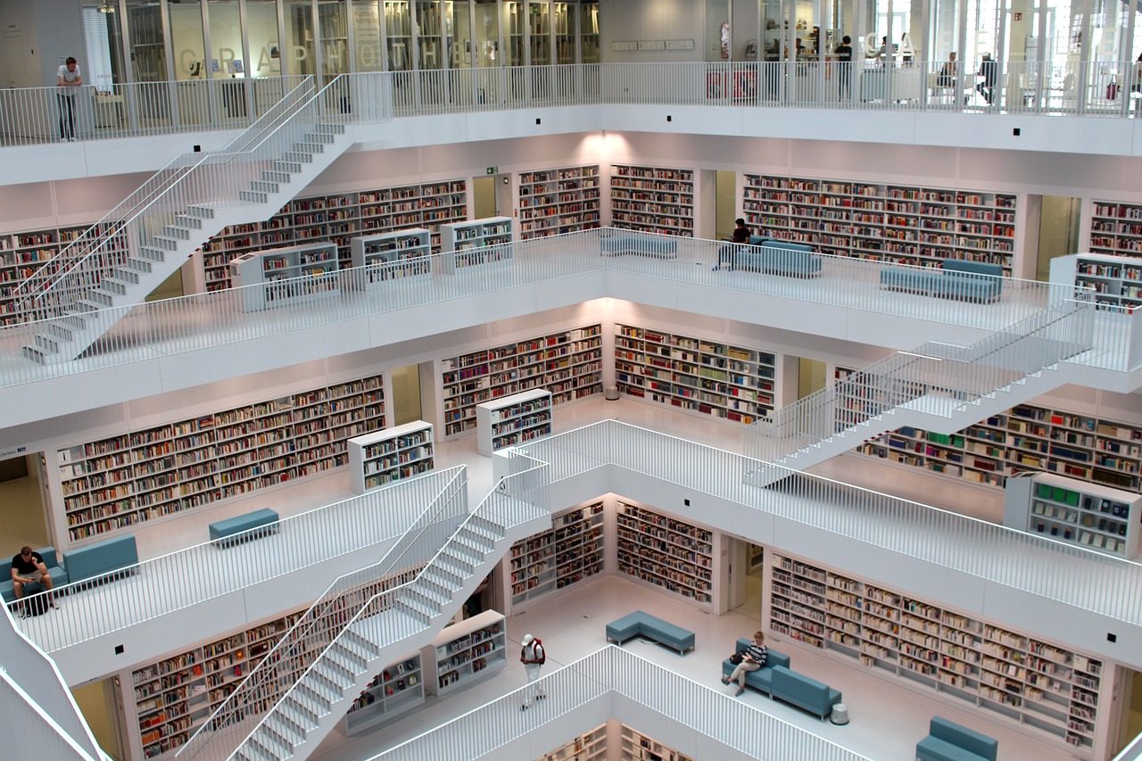 Miesto Biblioteka, Štutgartas, Biblioteka, Architektūra, Šiuolaikiška, Studijuoti, Žinoti, Mokytis, Balta, Interjeras