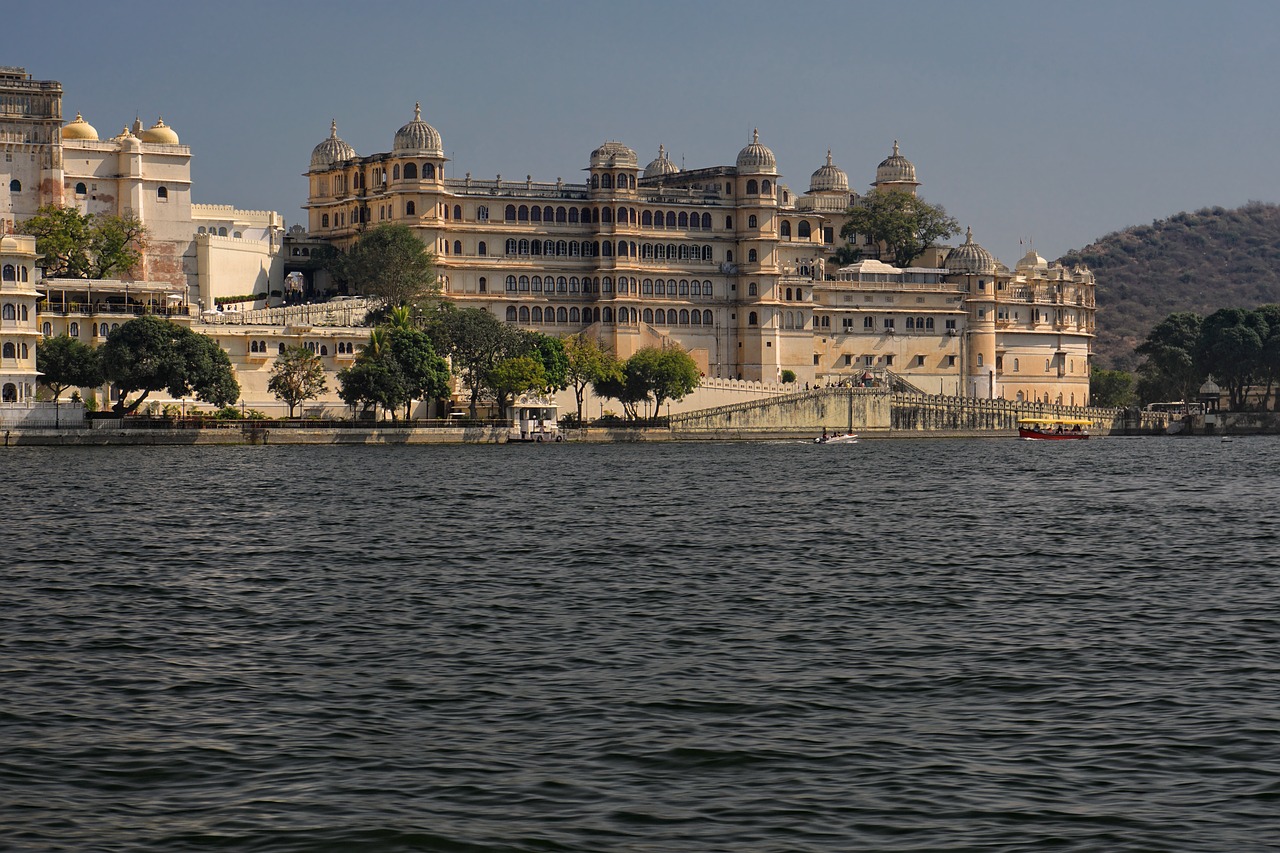 Miesto Rūmai,  Architektūra,  Upė,  Vandenys,  Panorama,  Udaipur,  Indija,  Kelionė,  Ežeras,  Be Honoraro Mokesčio