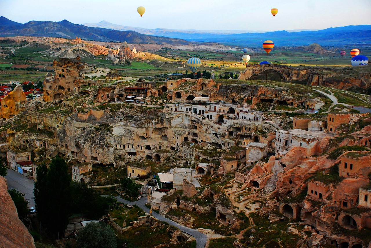 Miesto Panorama,  Baloon,  Cappadocia,  Urvas,  Kelionė,  Turkija,  Akmuo,  Be Honoraro Mokesčio, Nemokamos Nuotraukos,  Nemokama Licenzija