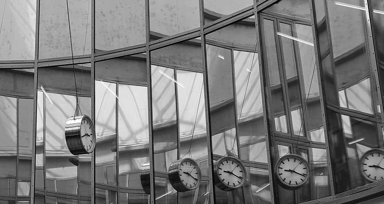 Laikrodis, Laikas, Kunsthalle, Frankfurtas Yra Pagrindinė Vokietija, Montavimas, Veidrodis, Nemokamos Nuotraukos,  Nemokama Licenzija
