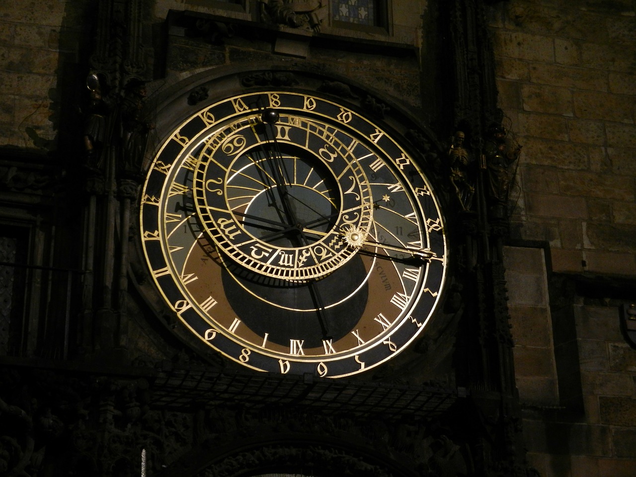 Laikrodis, Naktis, Prague, Čekijos Respublika, Rotušė, Orloj, Paminklas, Laikas, Parduotuvė, Istorija