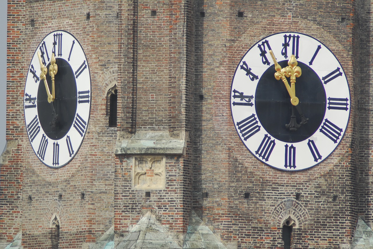 Laikrodis,  Senas,  Architektūra,  Frauenkirche,  Munich,  Vienuoliktą Valandą,  Laikas,  Du,  Dvigubas,  Uždaryti