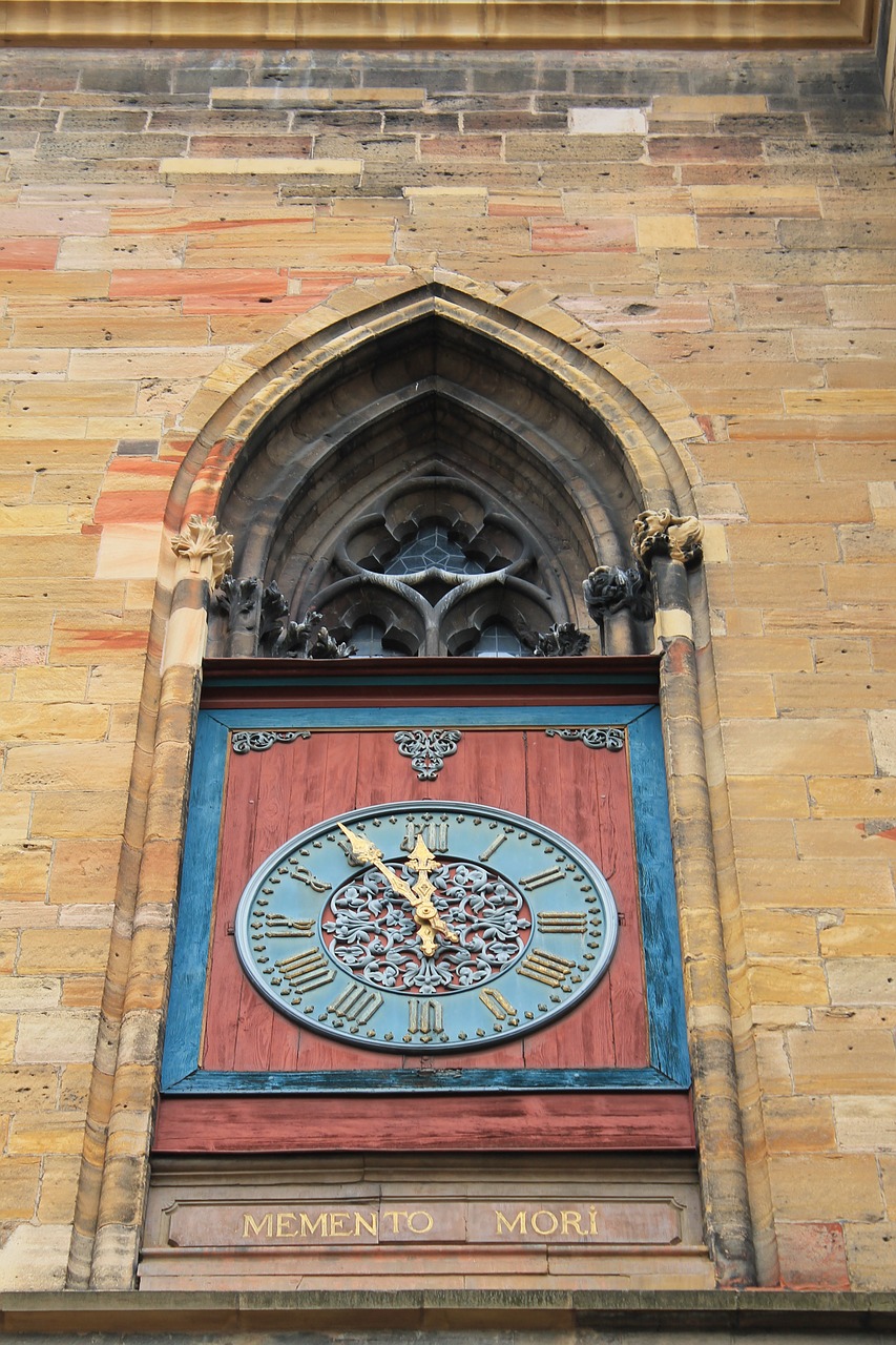 Laikrodis, Mirtis, Mirties Memorialas, Memento Mori, Mirtingumas, Mirti, Vienuoliktą Valandą, Bažnyčia, Alsace, Colmar