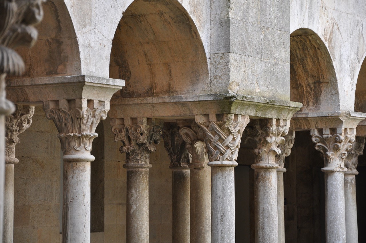 Vienuolynas, Romanesque, Girona, Vienuolynas, Benediktinų Vienuoliai, Nemokamos Nuotraukos,  Nemokama Licenzija