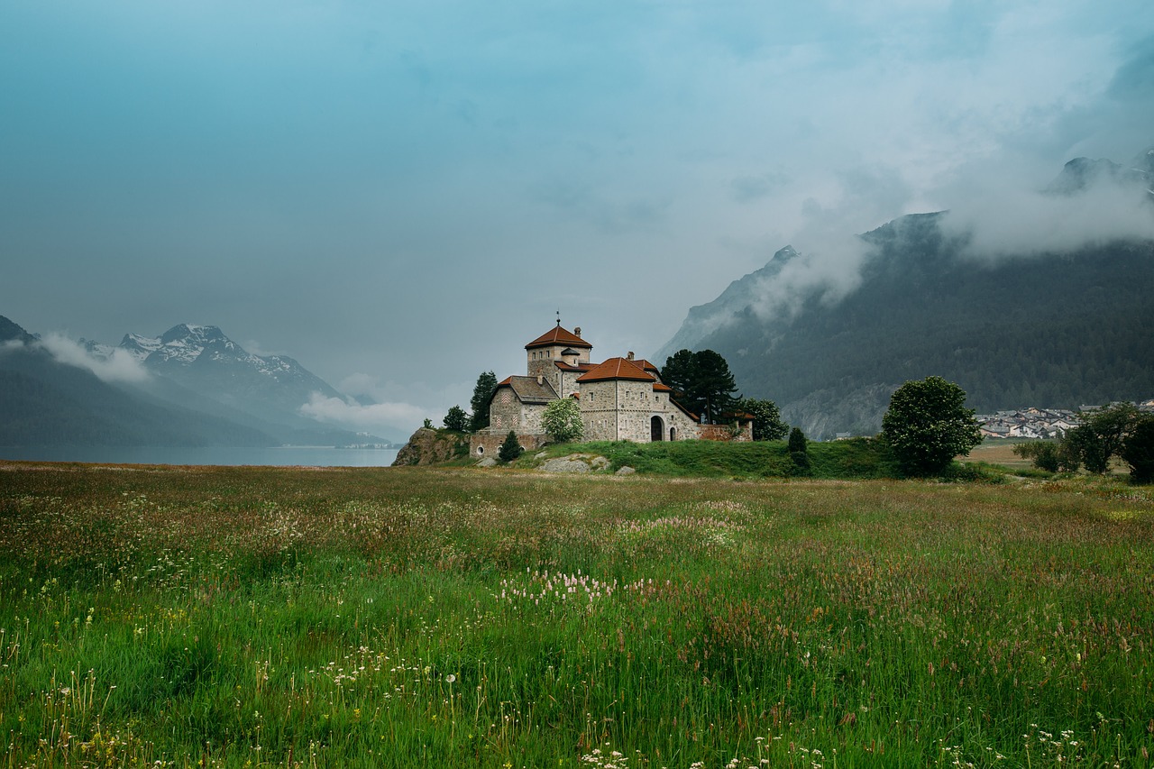 Debesys, Kaimas, Aušra, Dienos Šviesa, Žolė, Ganyklos, Highlands, Kalnas, Idiliškas, Kraštovaizdis