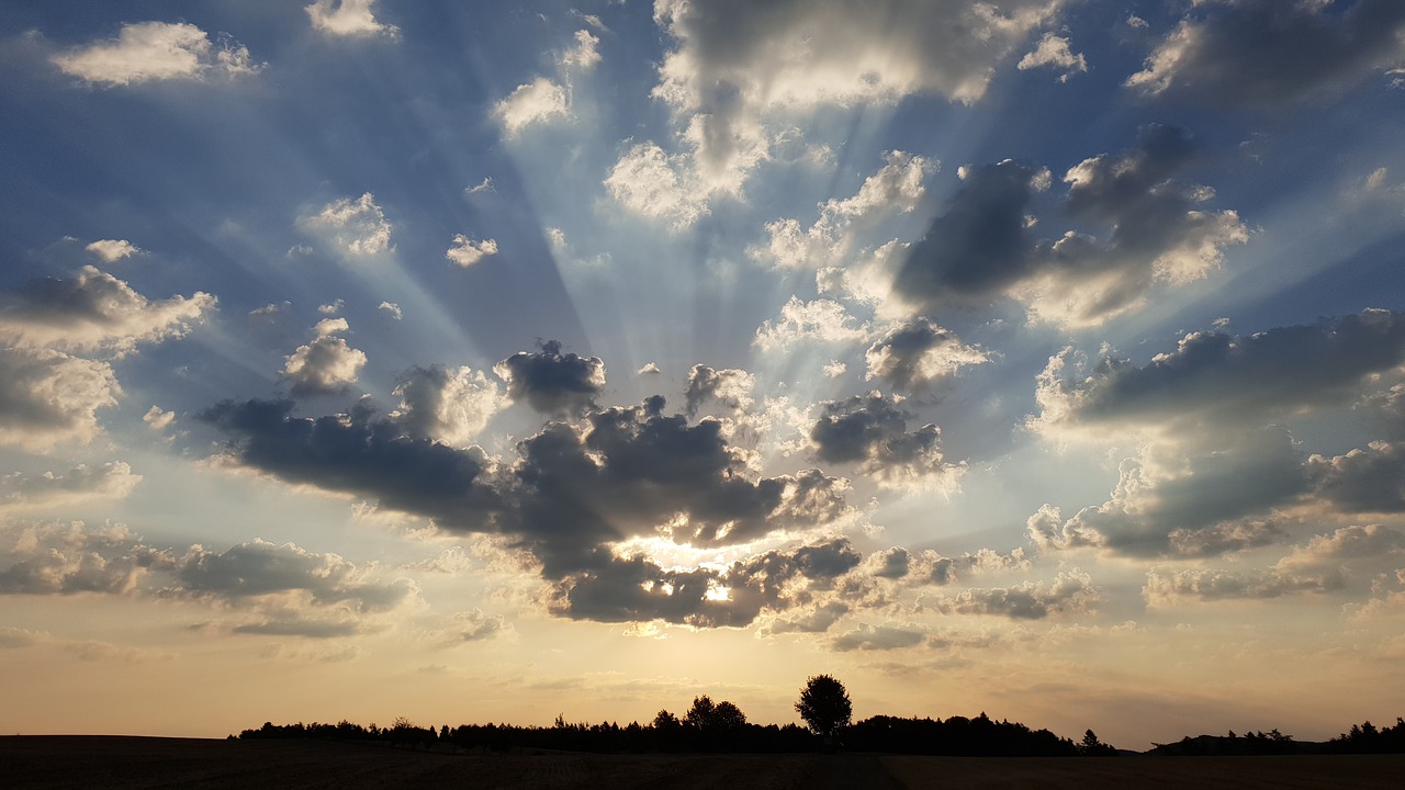 Debesys,  Saulė,  Saulės Šviesa,  Sunrise,  Vasaros Rytas,  Kraštovaizdis,  Dangus,  Saulėlydžio,  Orų,  Dawn