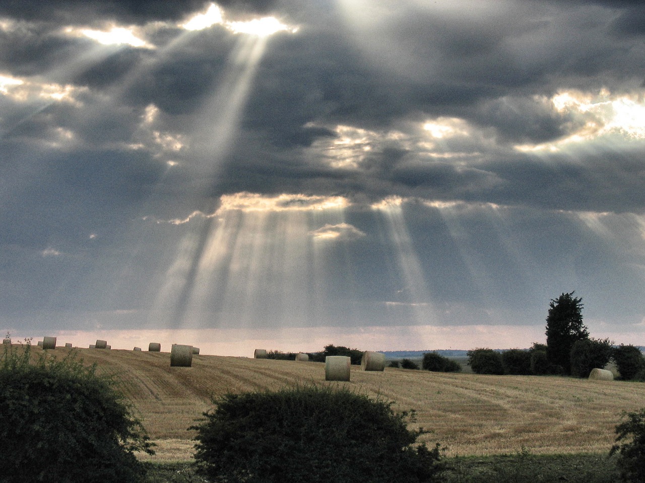 Debesys, Šviesa, Velenas, Laukai, Gamta, Saulė, Saulės Šviesa, Oras, Cloudscape, Nemokamos Nuotraukos