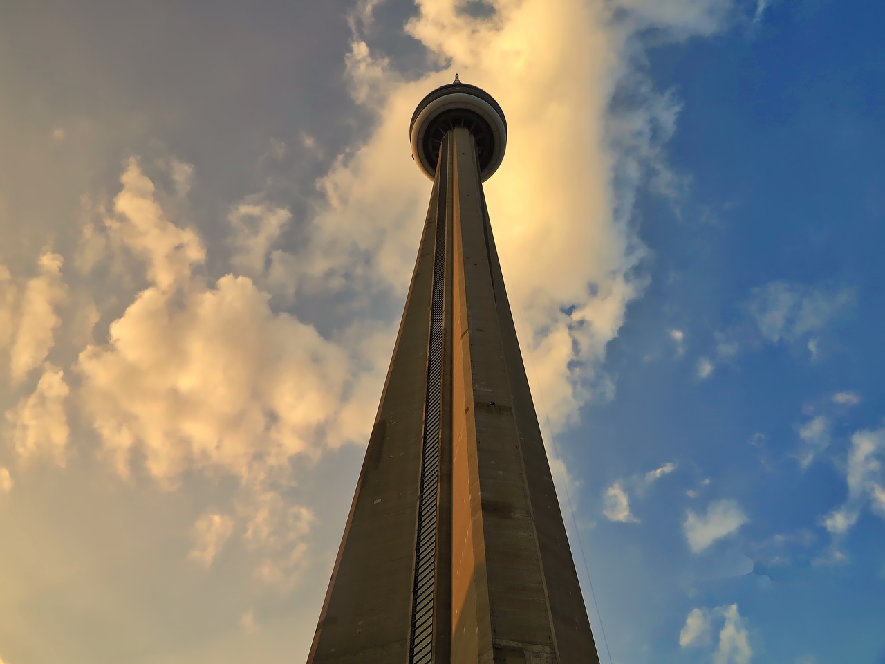 Cntower, Bokštas, Dangus, Architektūra, Debesys, Pastatas, Nemokamos Nuotraukos,  Nemokama Licenzija